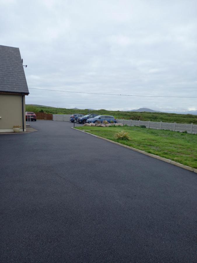 A New U Country Cottage Clynacartan Esterno foto