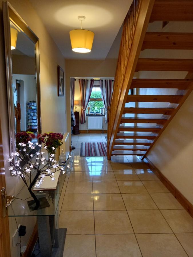 A New U Country Cottage Clynacartan Esterno foto