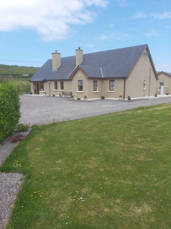 A New U Country Cottage Clynacartan Esterno foto