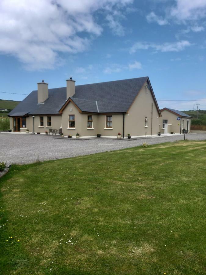 A New U Country Cottage Clynacartan Esterno foto